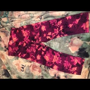 XS athletic cropped leggings